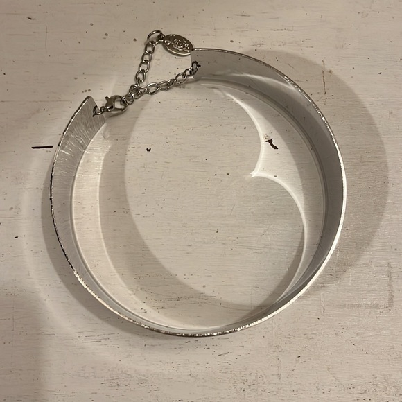 NEW Silver Cuff Statement Choker Necklace - Picture 4 of 7